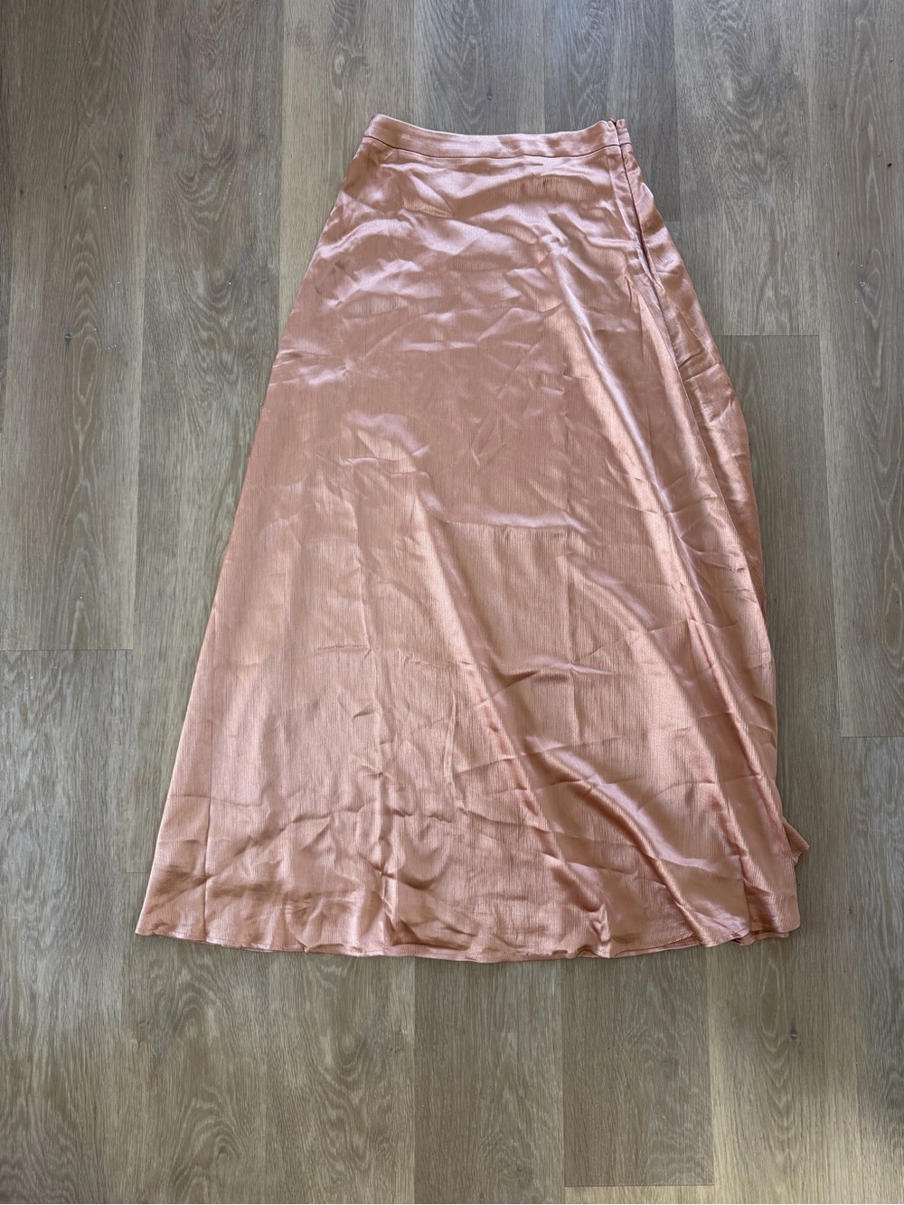 VICI rose gold satin maxi skirt size medium
